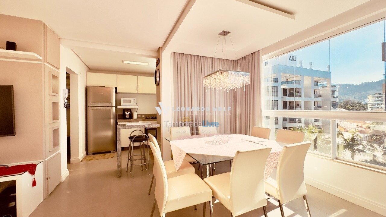 Apartamento para alquiler de vacaciones em Governador Celso Ramos (Praia de Palmas)