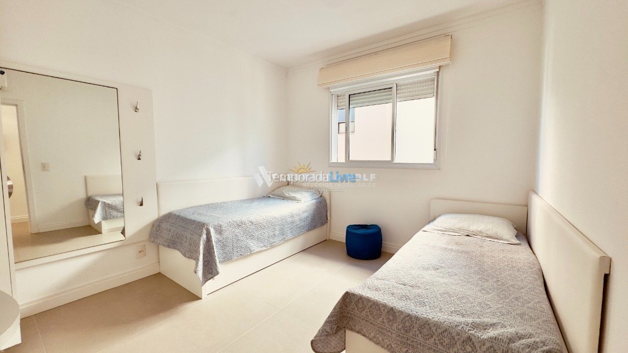 Apartamento para alquiler de vacaciones em Governador Celso Ramos (Praia de Palmas)