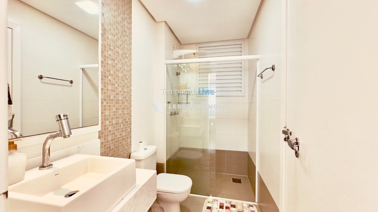 Apartamento para alquiler de vacaciones em Governador Celso Ramos (Praia de Palmas)