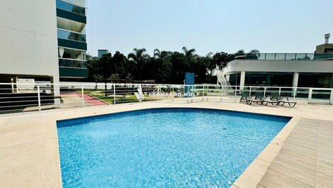 🌊 Exclusive Penthouse with Private Pool in Praia de Palmas