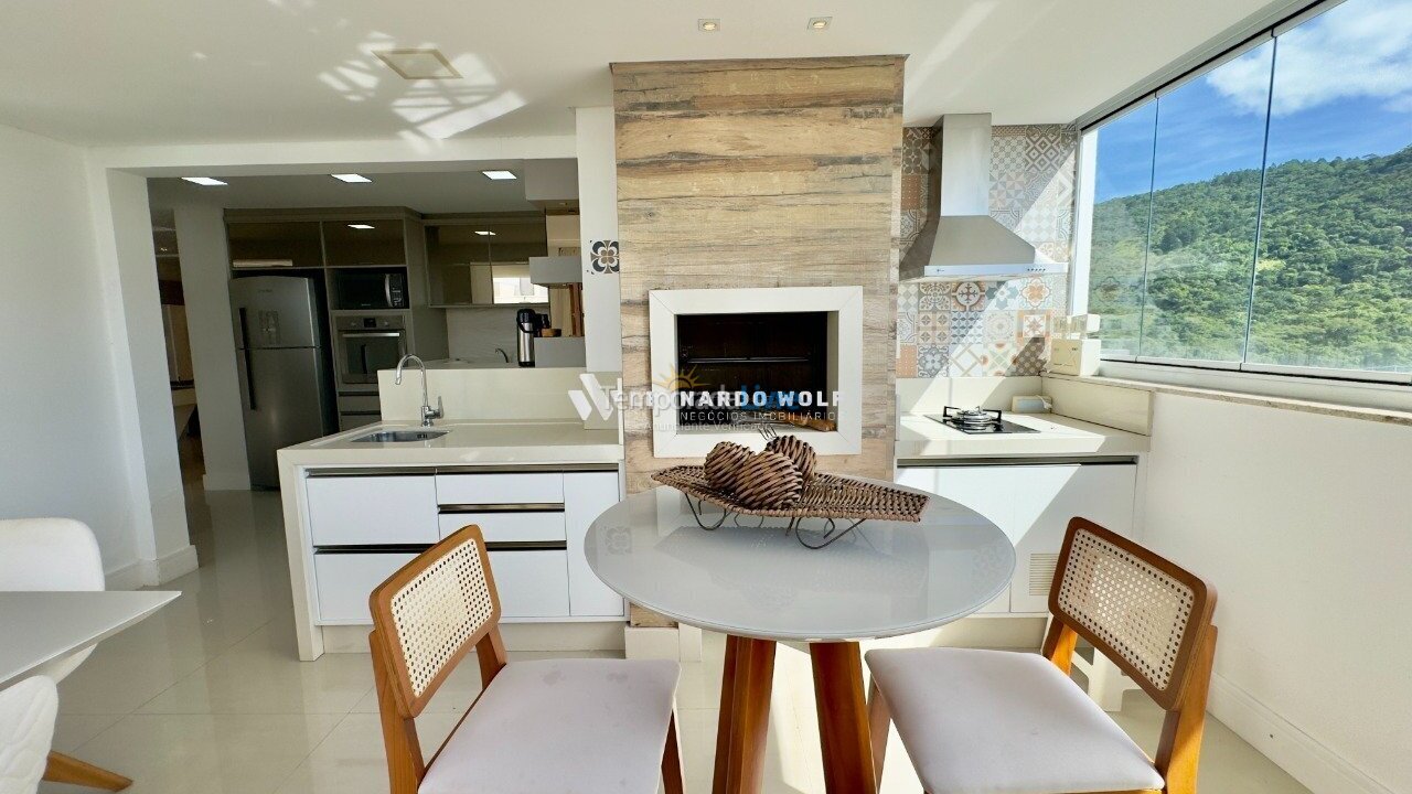Apartment for vacation rental in Governador Celso Ramos (Praia de Palmas)
