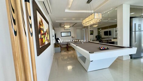 🌊 Exclusive Penthouse with Private Pool in Praia de Palmas
