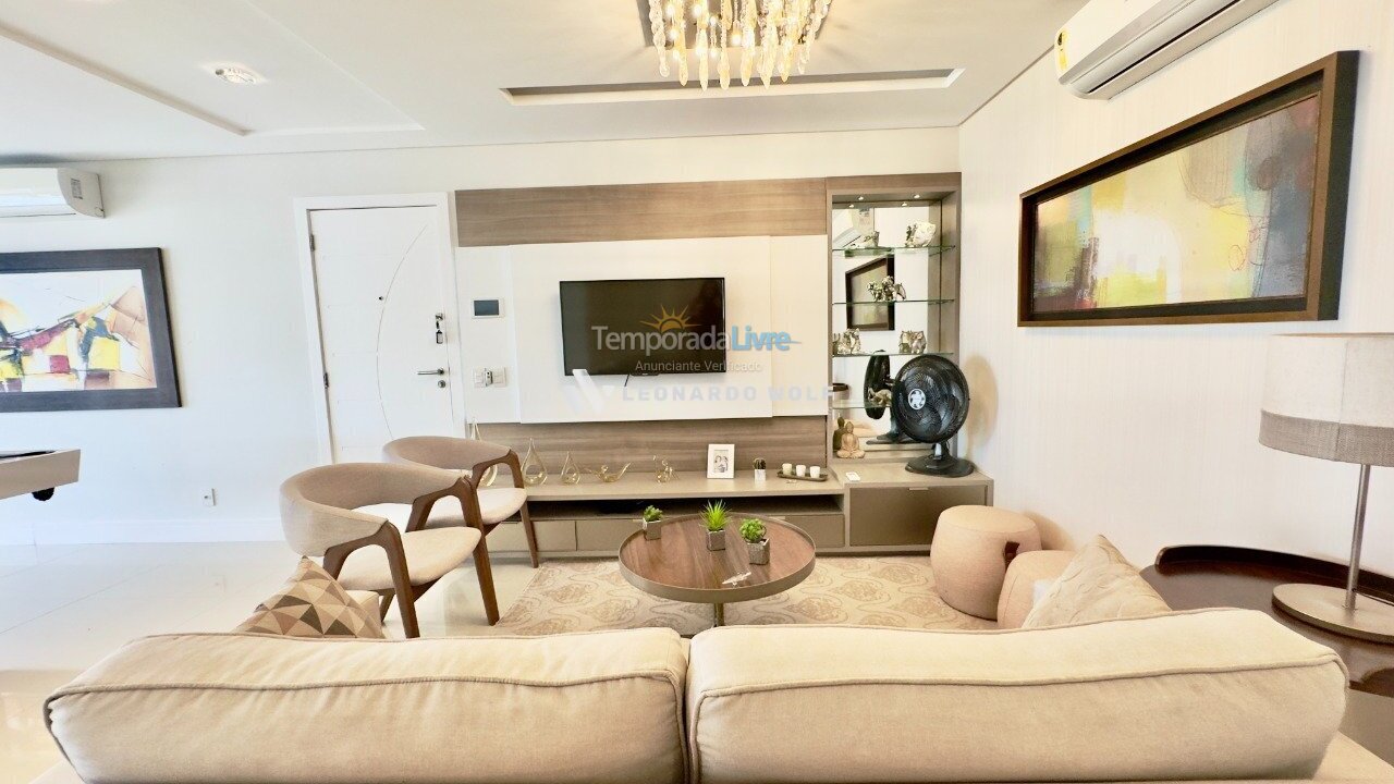 Apartment for vacation rental in Governador Celso Ramos (Praia de Palmas)