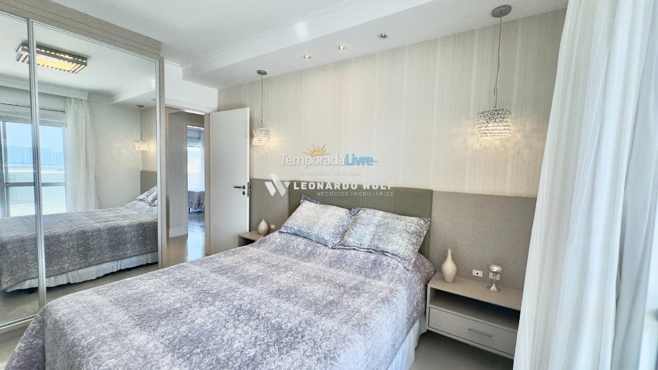 Apartment for vacation rental in Governador Celso Ramos (Praia de Palmas)