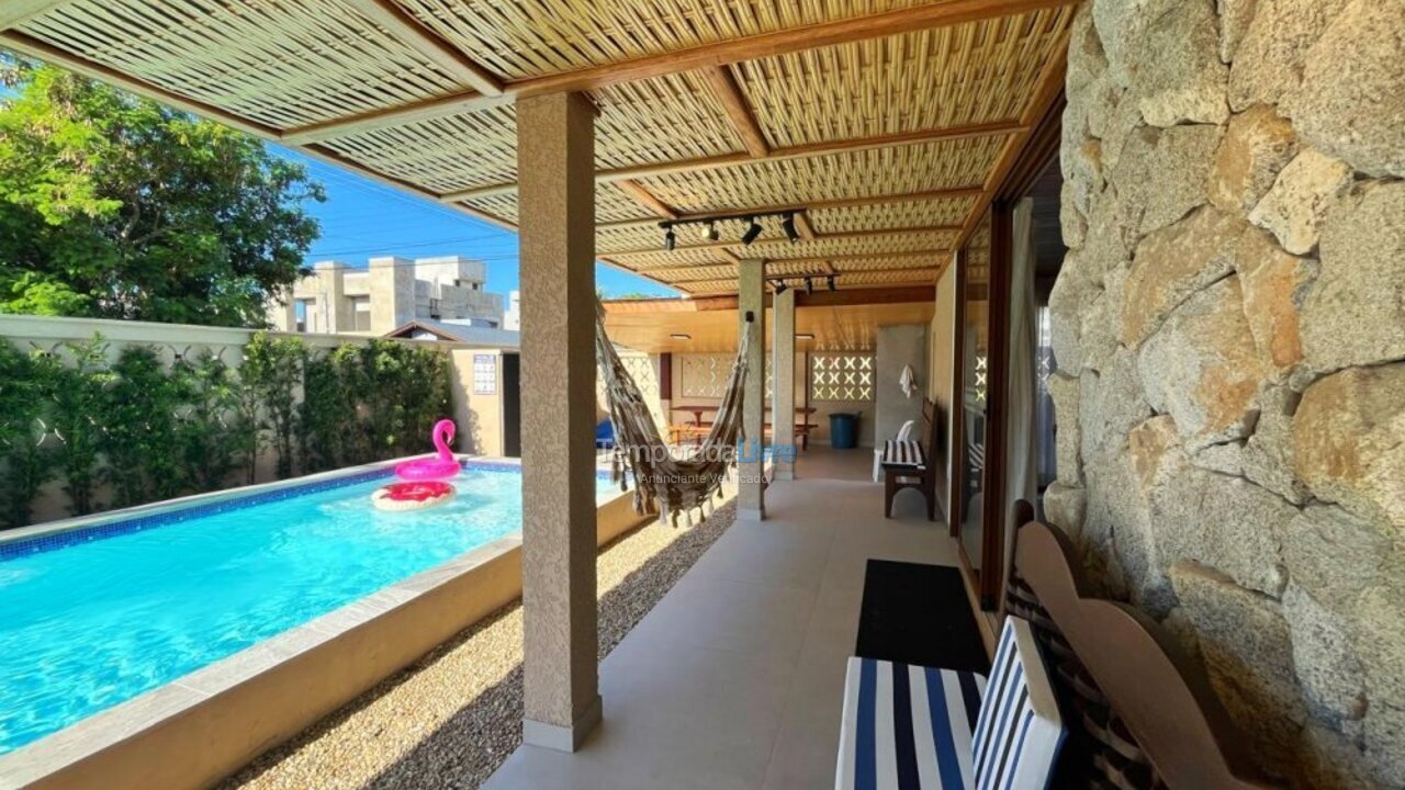 Casa para alquiler de vacaciones em Bombinhas (Praia de Bombas)