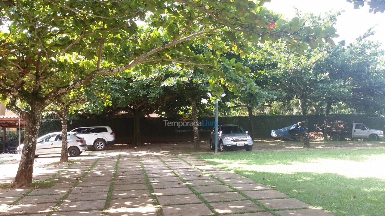 Apartment for vacation rental in Ubatuba (Enseada)