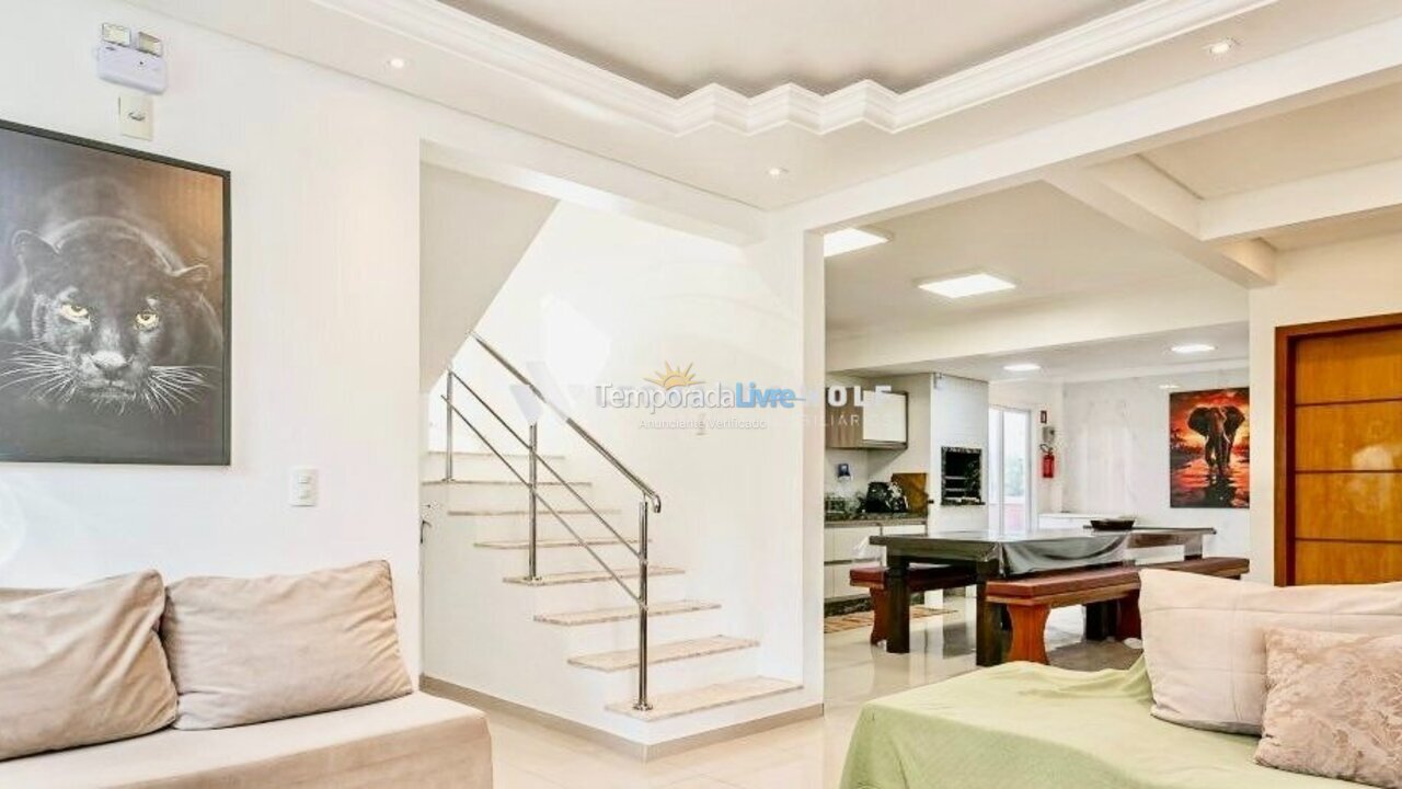 House for vacation rental in Governador Celso Ramos (Praia de Palmas)