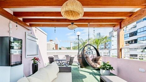 ⭐ Spacious House with Pool Near the Sea | Sleeps Up to 14