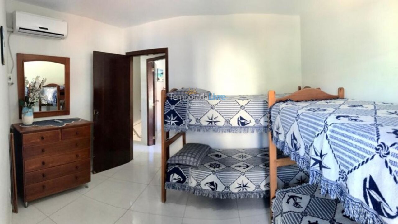 Apartment for vacation rental in Bombinhas (Praia de Bombas)