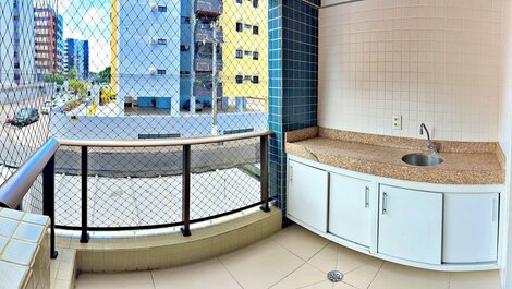MF102 | 3-bedroom, 3-bathroom apartment near Ponta Verde beach