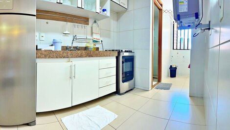 MF102 | 3-bedroom, 3-bathroom apartment near Ponta Verde beach