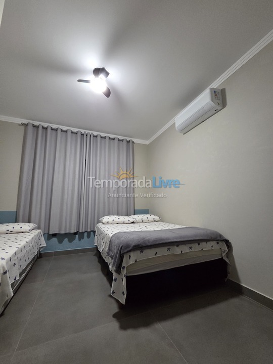 Casa para alquiler de vacaciones em Itapoá (Itapema do Norte)