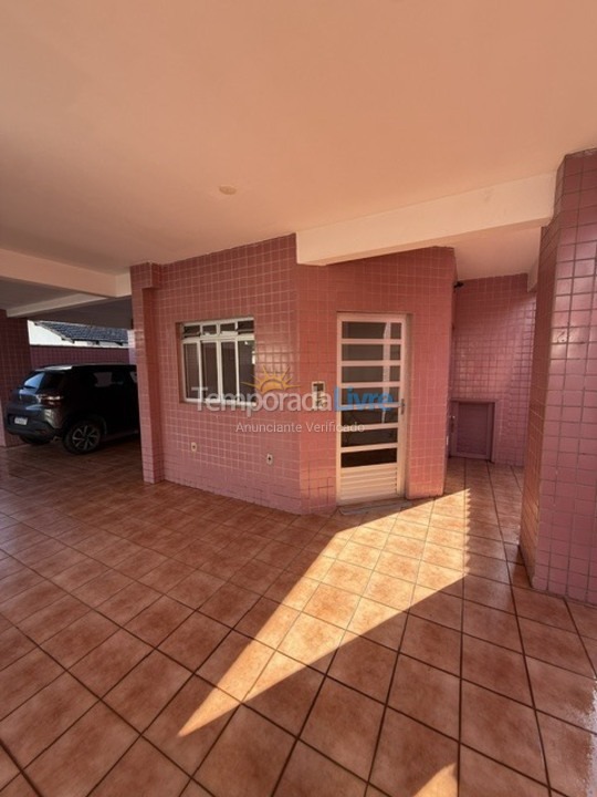 Apartamento para alquiler de vacaciones em São Francisco do Sul (Enseada)
