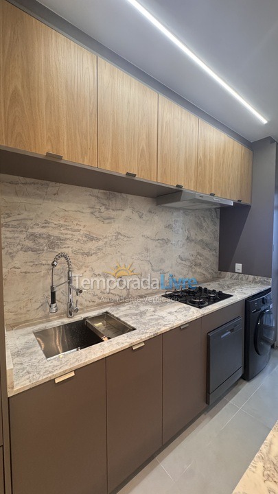 Apartment for vacation rental in Governador Celso Ramos (Praia de Palmas)