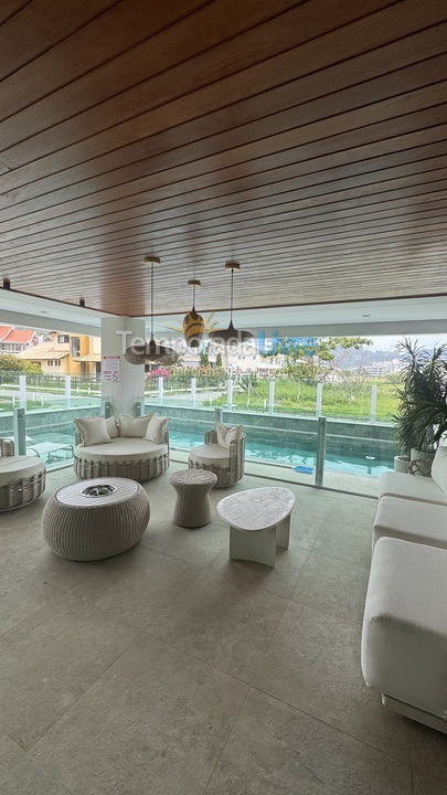 Apartment for vacation rental in Governador Celso Ramos (Praia de Palmas)