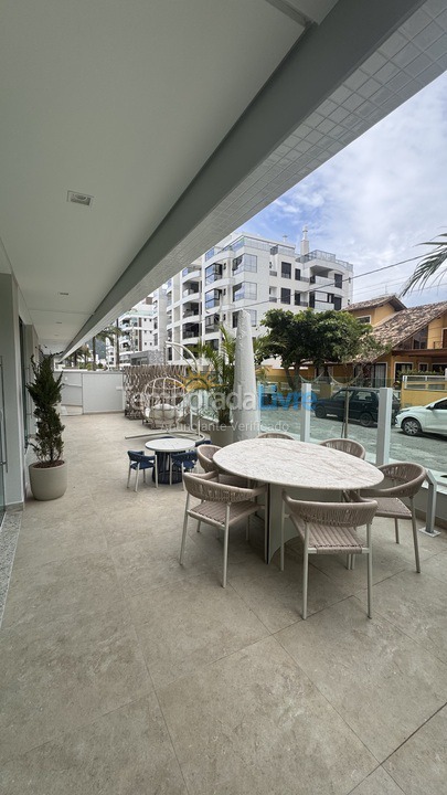Apartment for vacation rental in Governador Celso Ramos (Praia de Palmas)