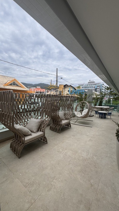 Apartment for vacation rental in Governador Celso Ramos (Praia de Palmas)
