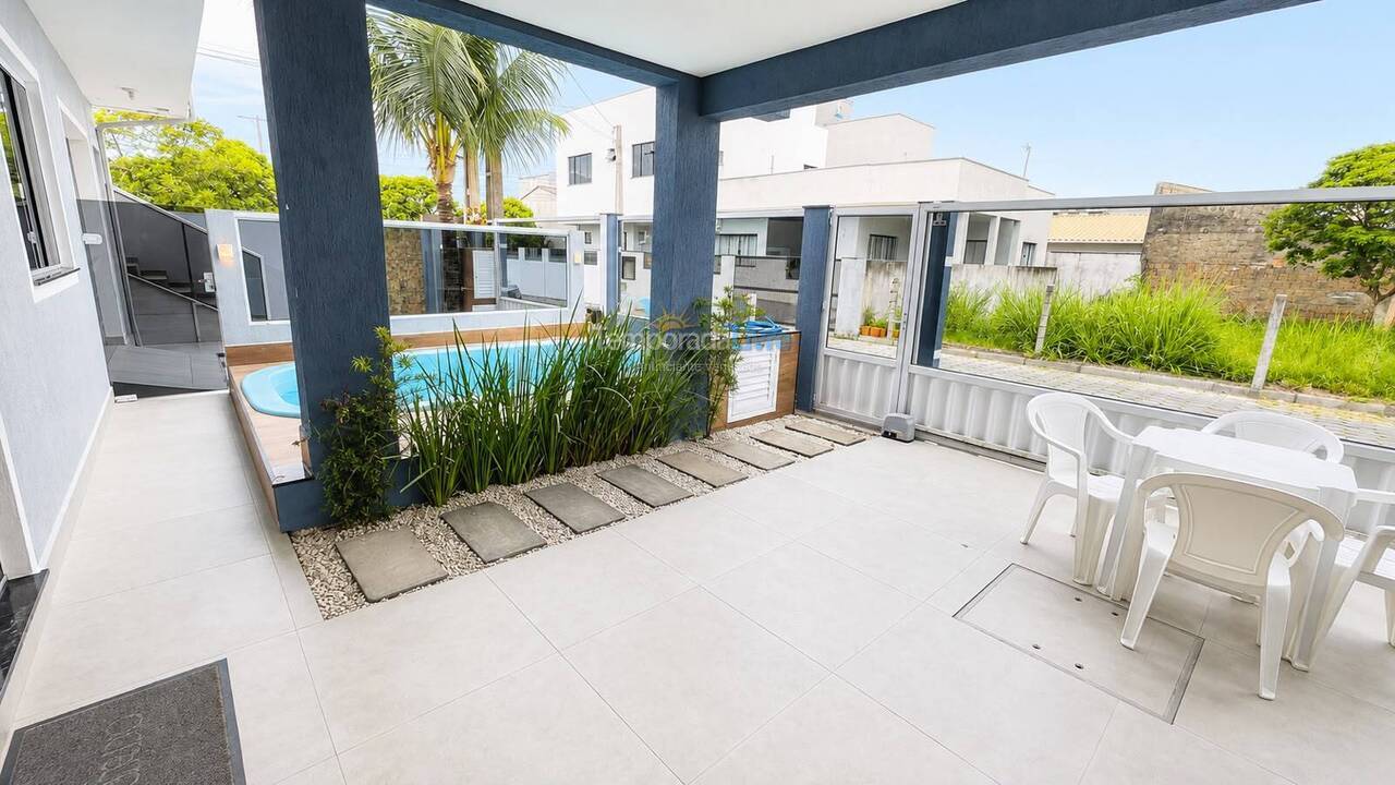 House for vacation rental in Bombinhas (Canto Grande)