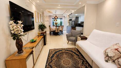 House with Pool, 2 bedrooms, Mariscal Beach, Code 101
