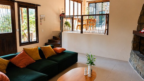 🏡UNIQUE HOUSE WITH POOL FOR UP TO 16 PEOPLE - CACHOEIRA BEACH🌞