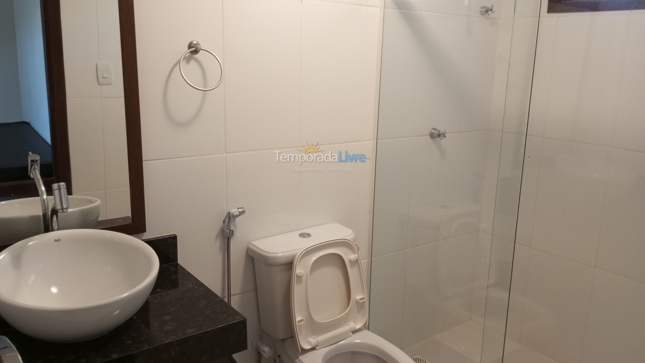 Apartamento para aluguel de temporada em Mata de São João (Praia do Forte)