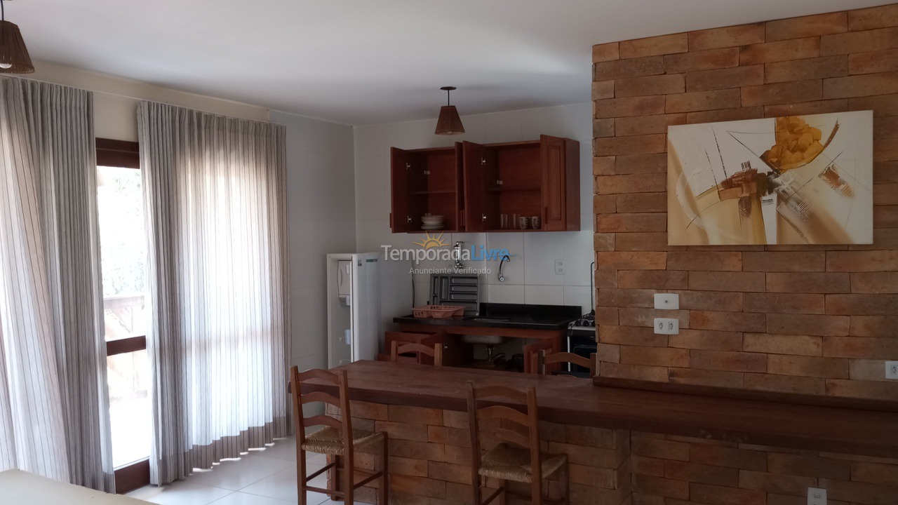 Apartamento para aluguel de temporada em Mata de São João (Praia do Forte)