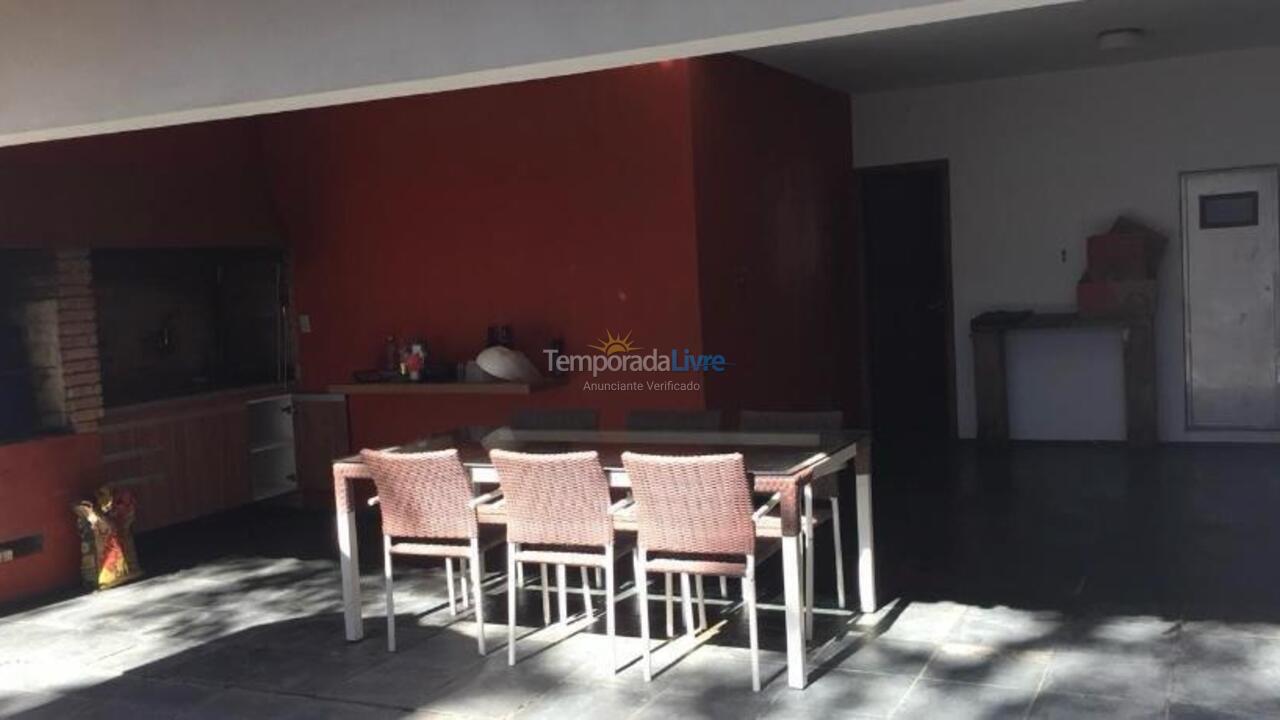 Casa para alquiler de vacaciones em Ubatuba (Praia do Tenório)
