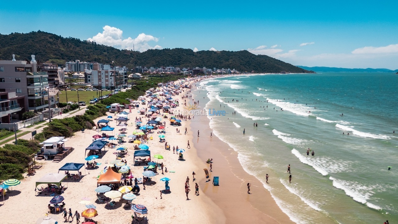 Casa para aluguel de temporada em Governador Celso Ramos (Praia Grande)