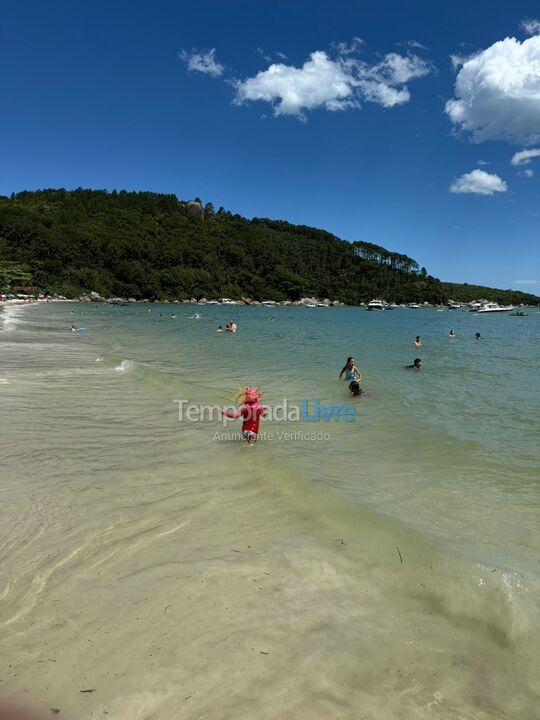 Casa para aluguel de temporada em Governador Celso Ramos (Praia Grande)