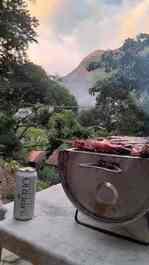 Chalet in the woods, 5 minutes from the beach.