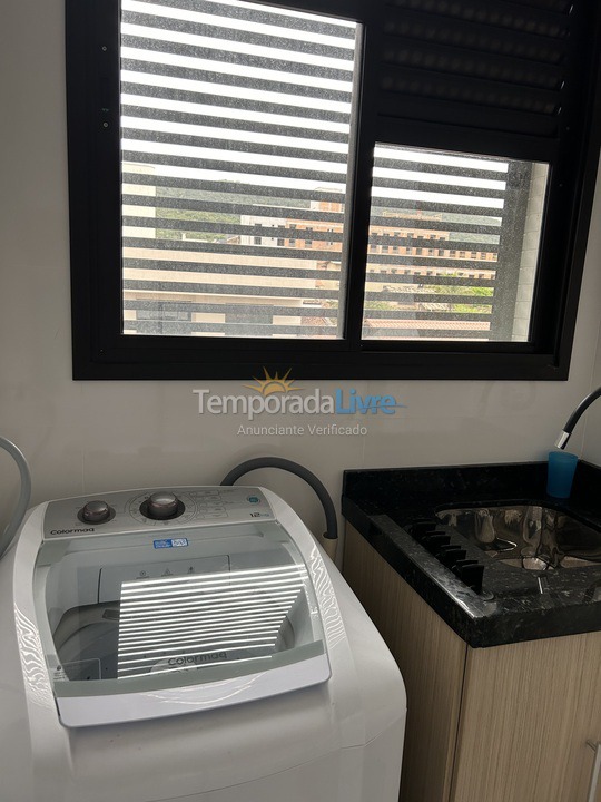 Apartamento para aluguel de temporada em Bombinhas (Praia de Bombas)