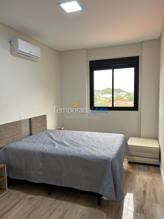 Apartamento para aluguel de temporada em Bombinhas (Praia de Bombas)