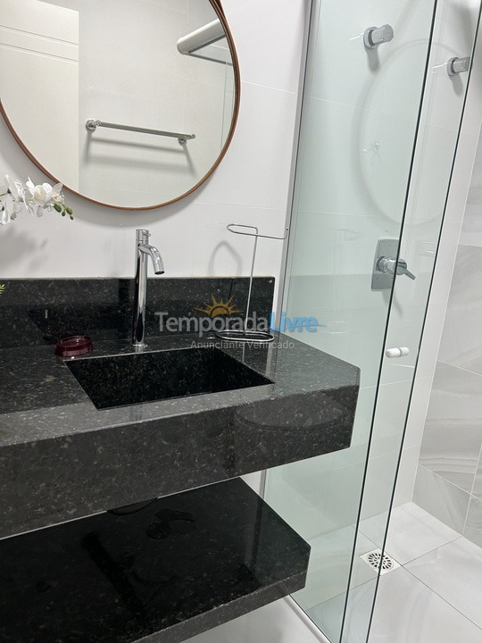 Apartamento para aluguel de temporada em Bombinhas (Praia de Bombas)