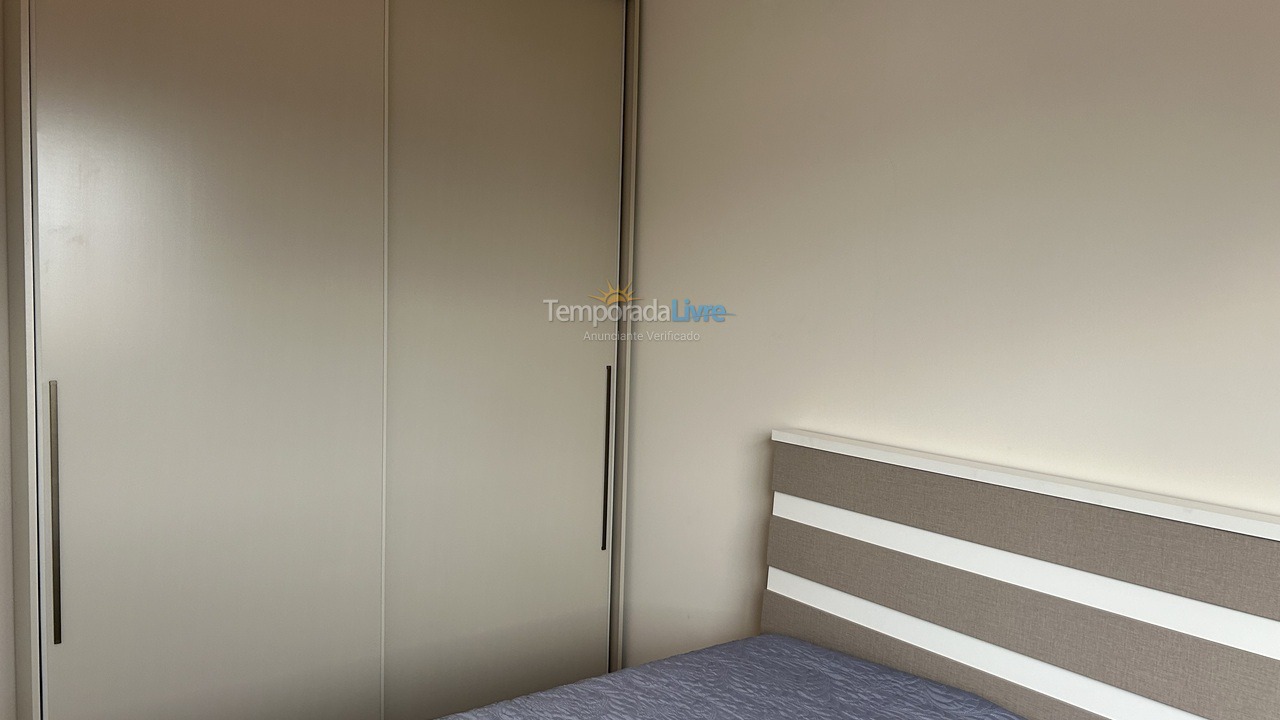 Apartamento para aluguel de temporada em Bombinhas (Praia de Bombas)