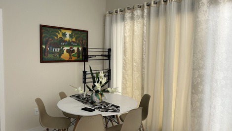 Apartamento 401, a estrenar, muy bien amueblado.