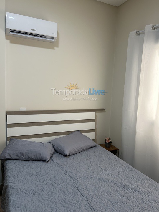 Apartamento para alquiler de vacaciones em Bombinhas (Praia de Bombas)