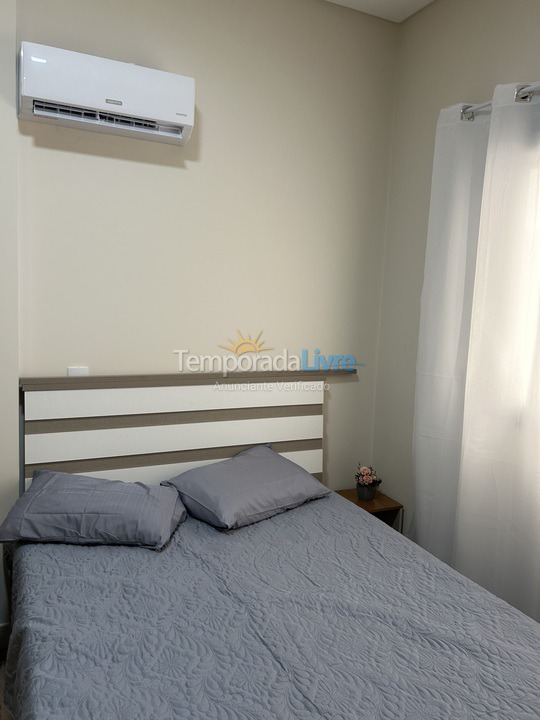 Apartamento para alquiler de vacaciones em Bombinhas (Praia de Bombas)