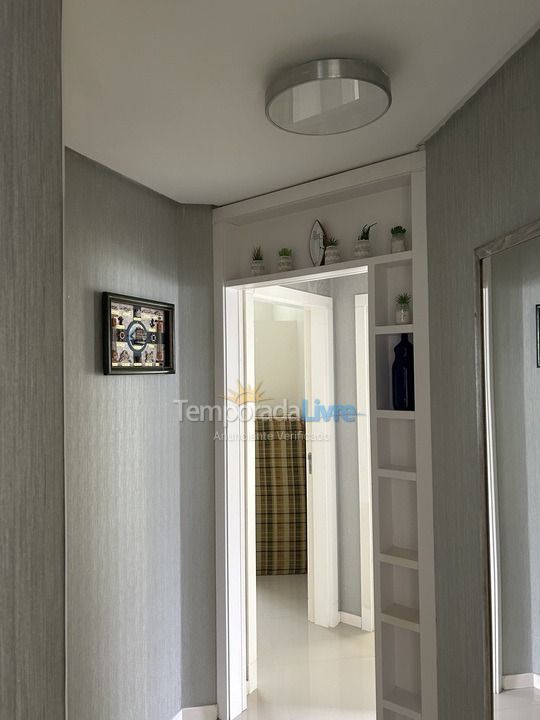 Apartamento para aluguel de temporada em Bombinhas (Praia de Bombas)