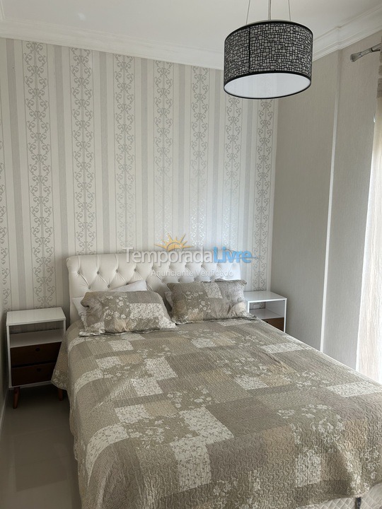 Apartamento para aluguel de temporada em Bombinhas (Praia de Bombas)