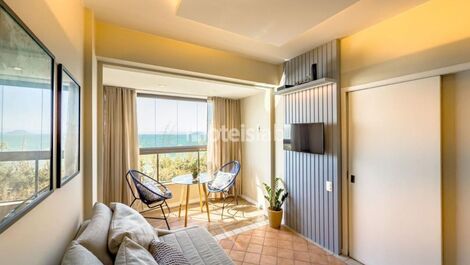 Magnífico apartamento en Merit Plaza con vistas al mar.