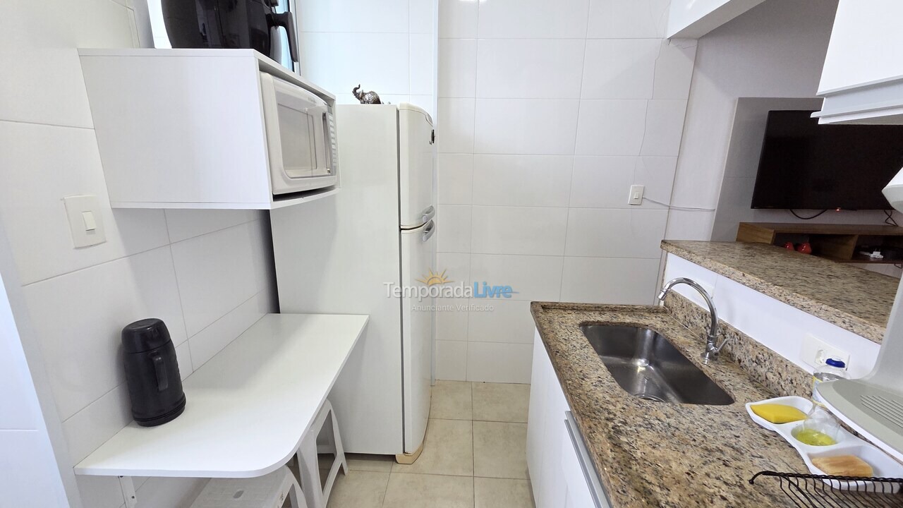 Apartamento para aluguel de temporada em Guarujá (Pitangueiras)