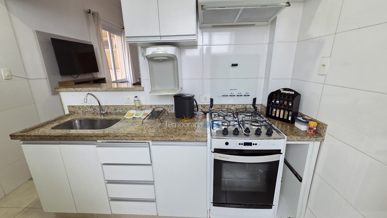 Apartamento para aluguel de temporada em Guarujá (Pitangueiras)