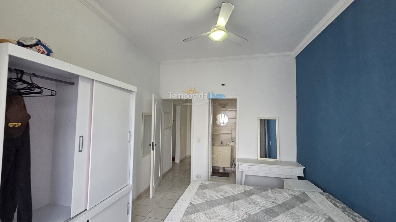Apartamento para aluguel de temporada em Guarujá (Pitangueiras)