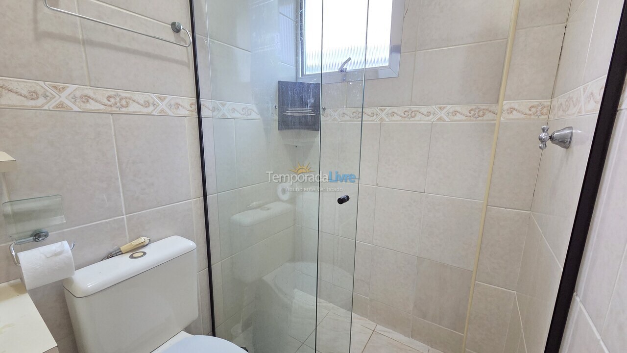 Apartamento para aluguel de temporada em Guarujá (Pitangueiras)