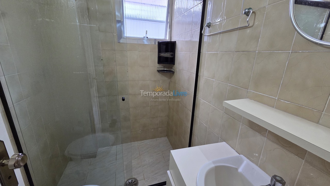Apartamento para aluguel de temporada em Guarujá (Pitangueiras)