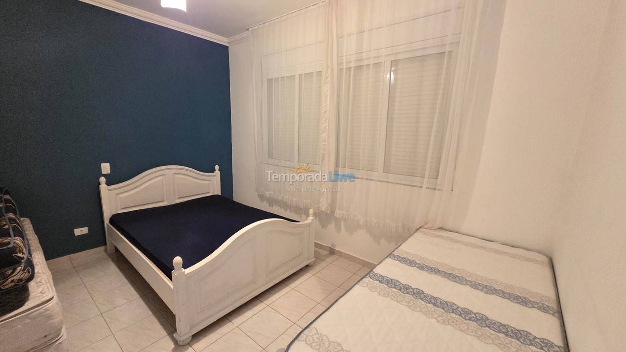Apartamento para aluguel de temporada em Guarujá (Pitangueiras)