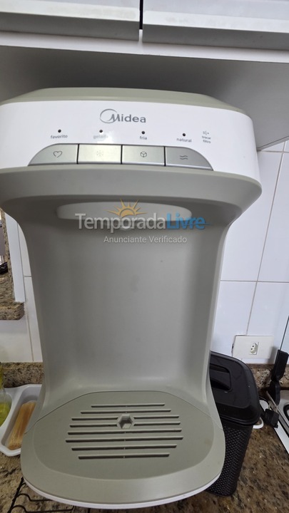 Apartamento para aluguel de temporada em Guarujá (Pitangueiras)