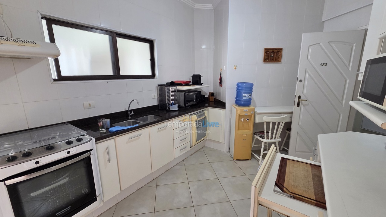 Apartment for vacation rental in Guarujá (Pitangueiras)