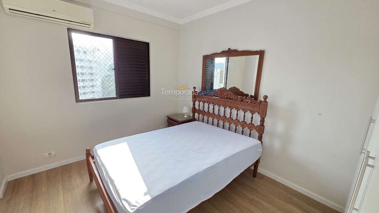 Apartment for vacation rental in Guarujá (Pitangueiras)