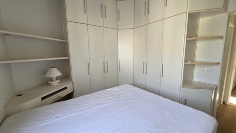 3-Suite Apartment with Air Conditioning and 2 Parking Spaces – Pitangueiras